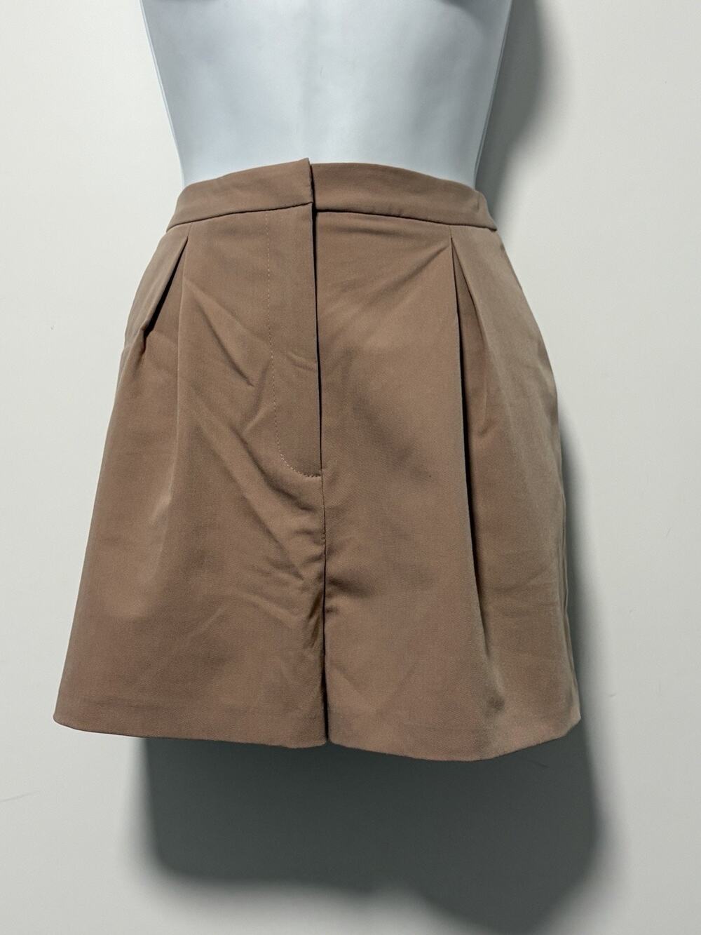 ASOS Tailored Pleated Skort Shorts Beige Taupe Size US 4 EU 36